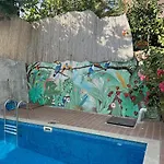 Luxury In Mountain Villa