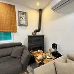 Luxury In Mountain Villa *