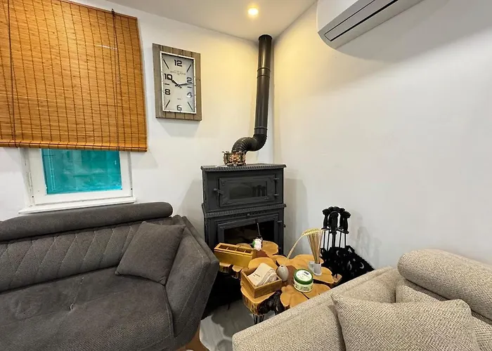 Luxury In Mountain Villa *